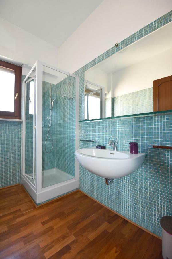 Nice And Warm Rooms Roma Exterior foto