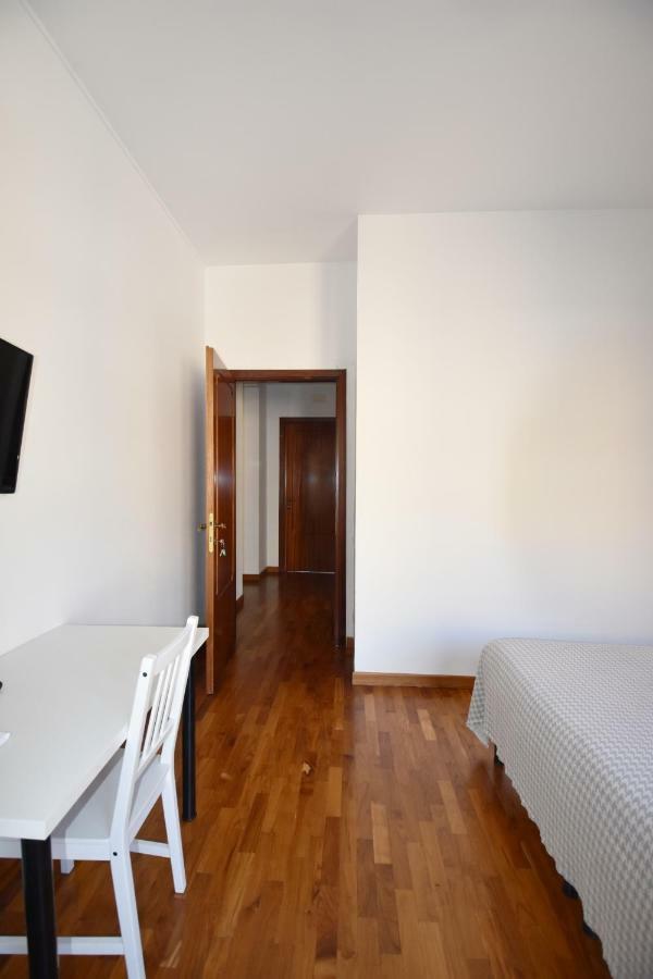 Nice And Warm Rooms Roma Exterior foto